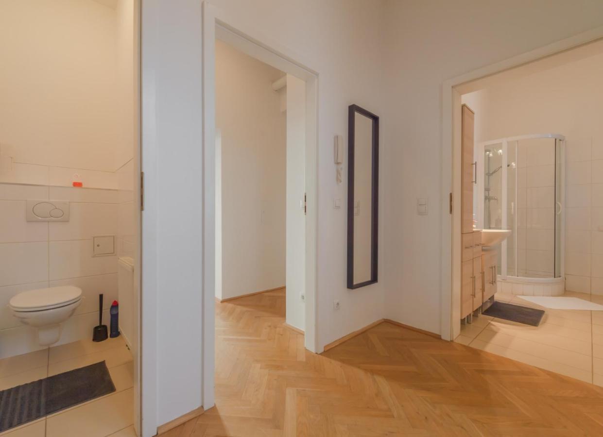 Imperial Schoenbrunn Stays Вена Экстерьер фото